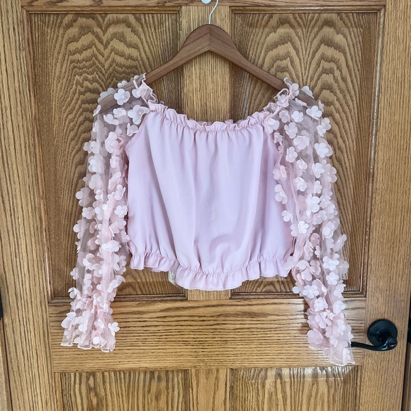 SHEIN Tops - SHEIN Blush Floral Mesh Sleeve Blouse
